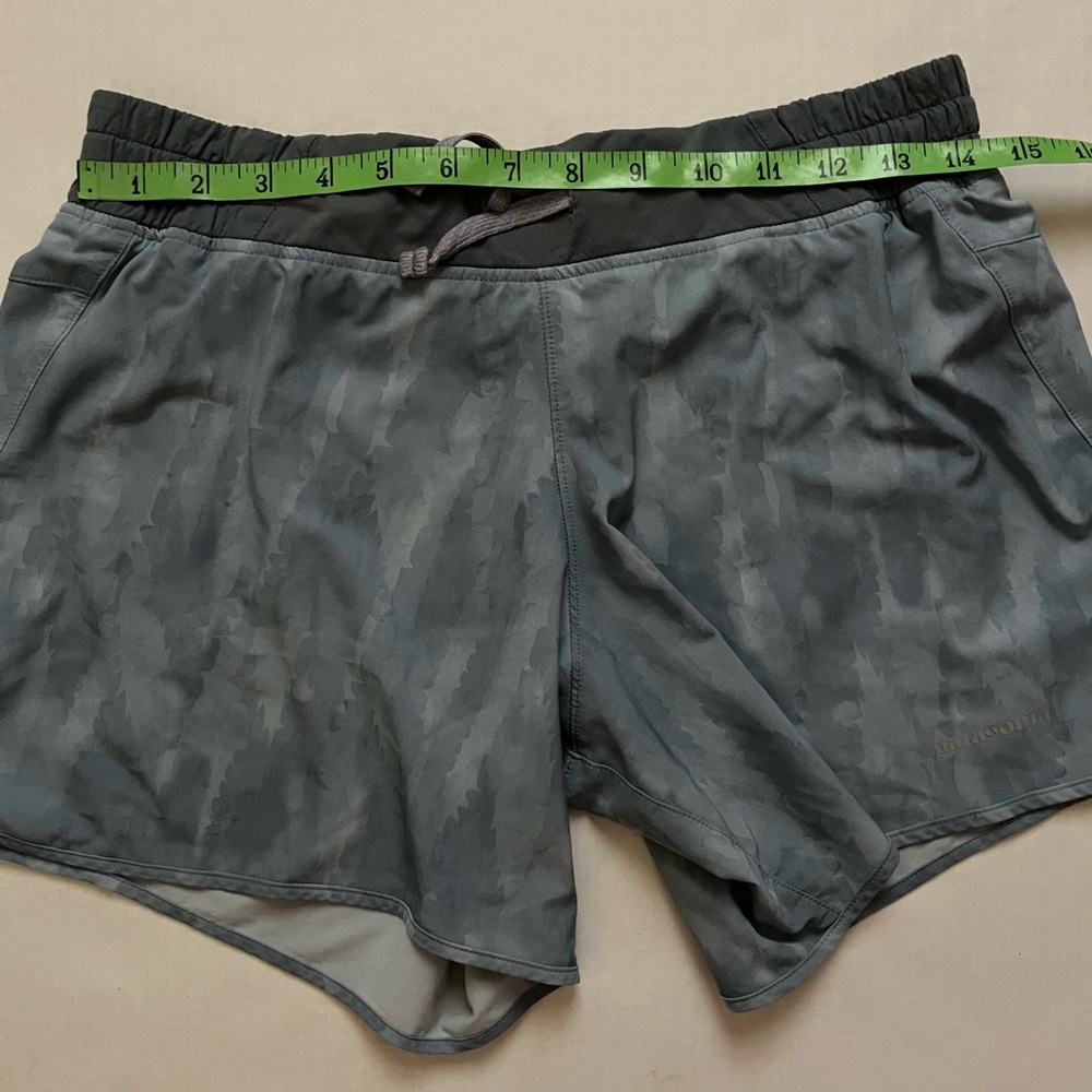 Patagonia Nine Trails women’s shorts blue gray size small - Picture 9 of 9